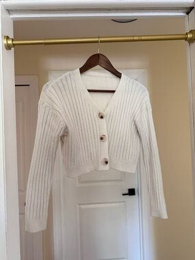 Cropped Rib Knit Button-Front Sweater Cardigan - Cream